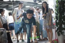 送環(huán)？管他呢，套著獎(jiǎng)品就是好環(huán)