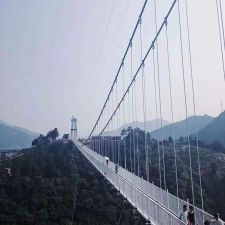 玻璃吊橋